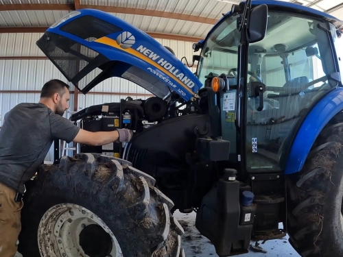 Znaczenie regularnej wymiany oleju i filtrów w traktorach rolniczych